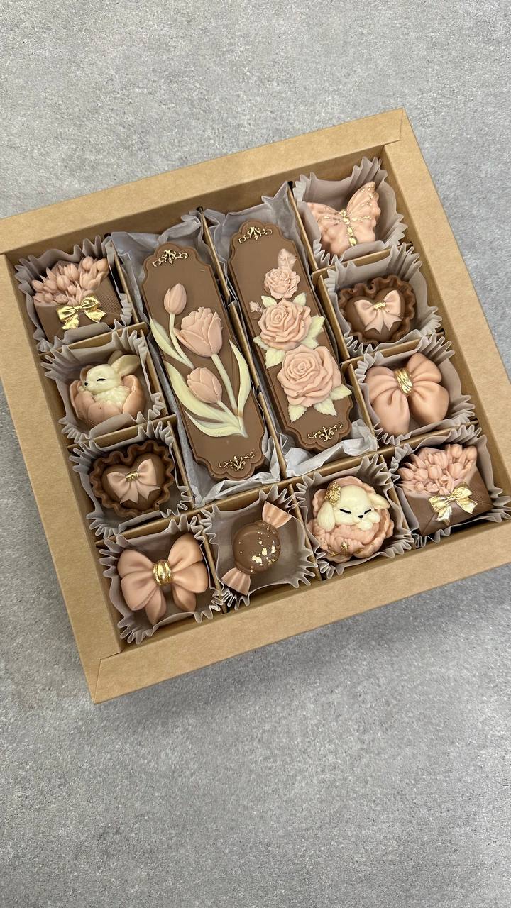 Коробка конфет на 16 шт.