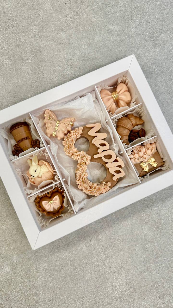 Коробка конфет на 12 шт.