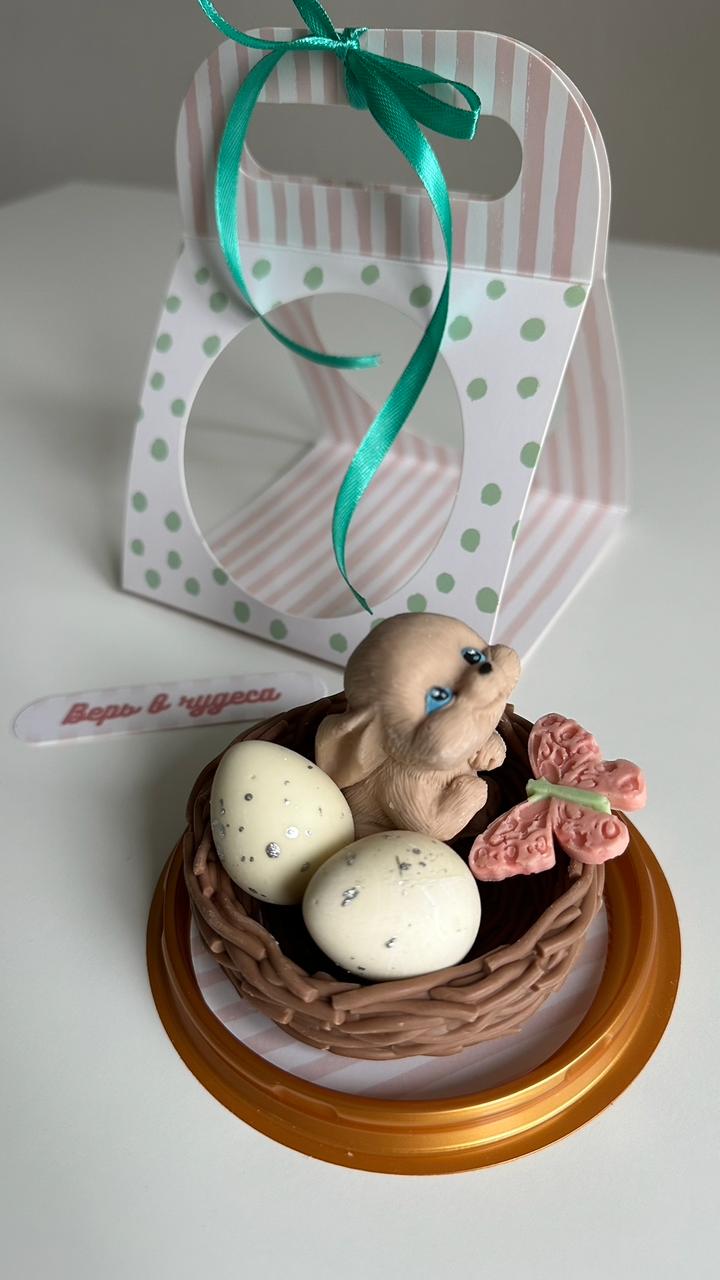 Пасхальная композиции с зайчиком