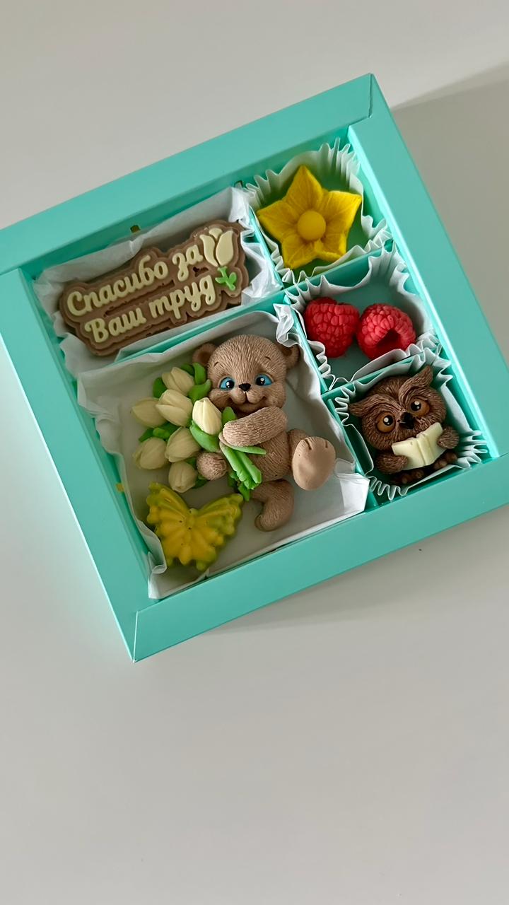 Коробка на 9 ячеек с мишкой и совенком