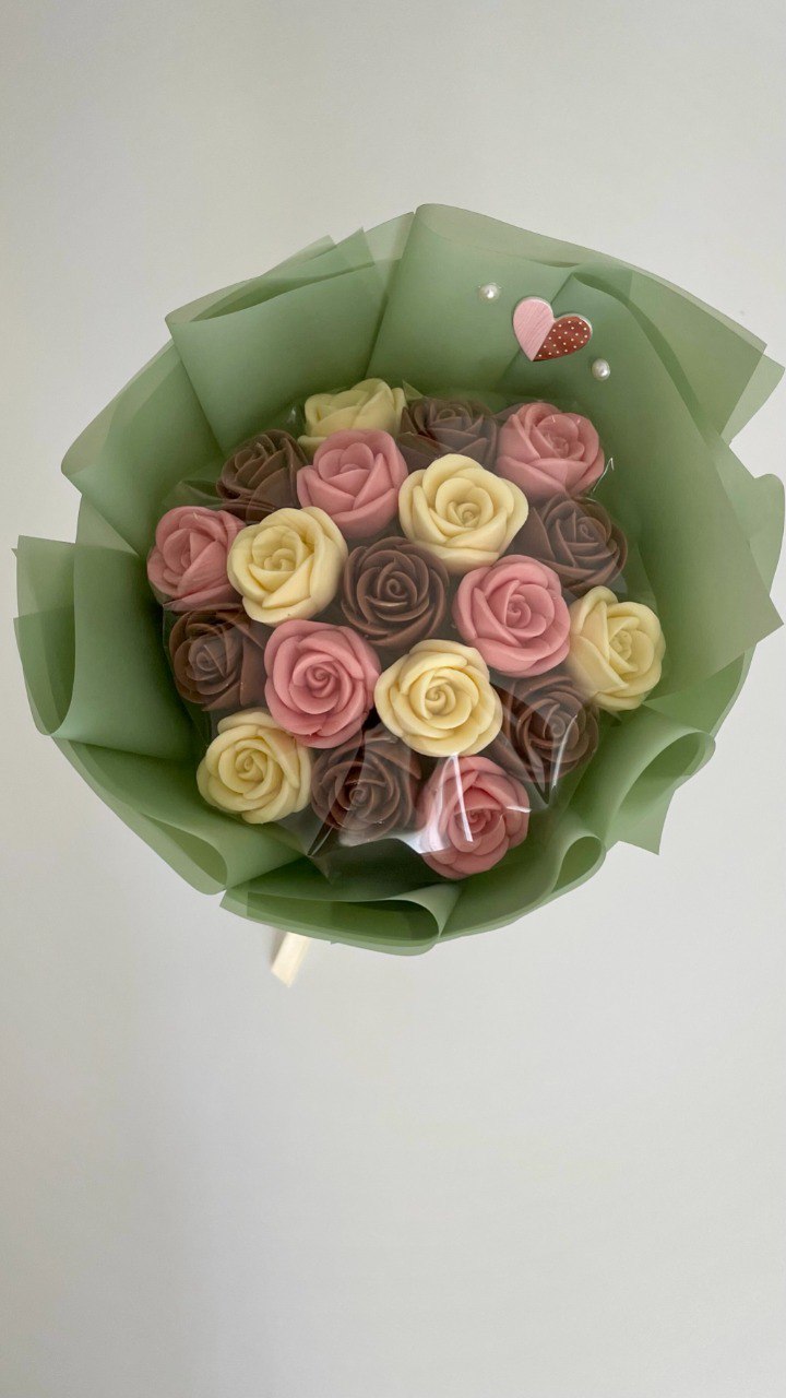 Шоколадные розы в букете 19 шт.