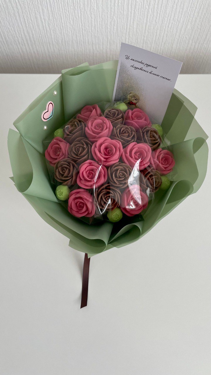 Шоколадные розы в букете 19 шт.